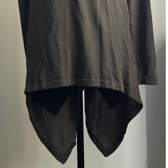 AKRIS Silk Knit Cardigan Charcoal size US 4 Shark tooth Hem - Picture 11 of 14
